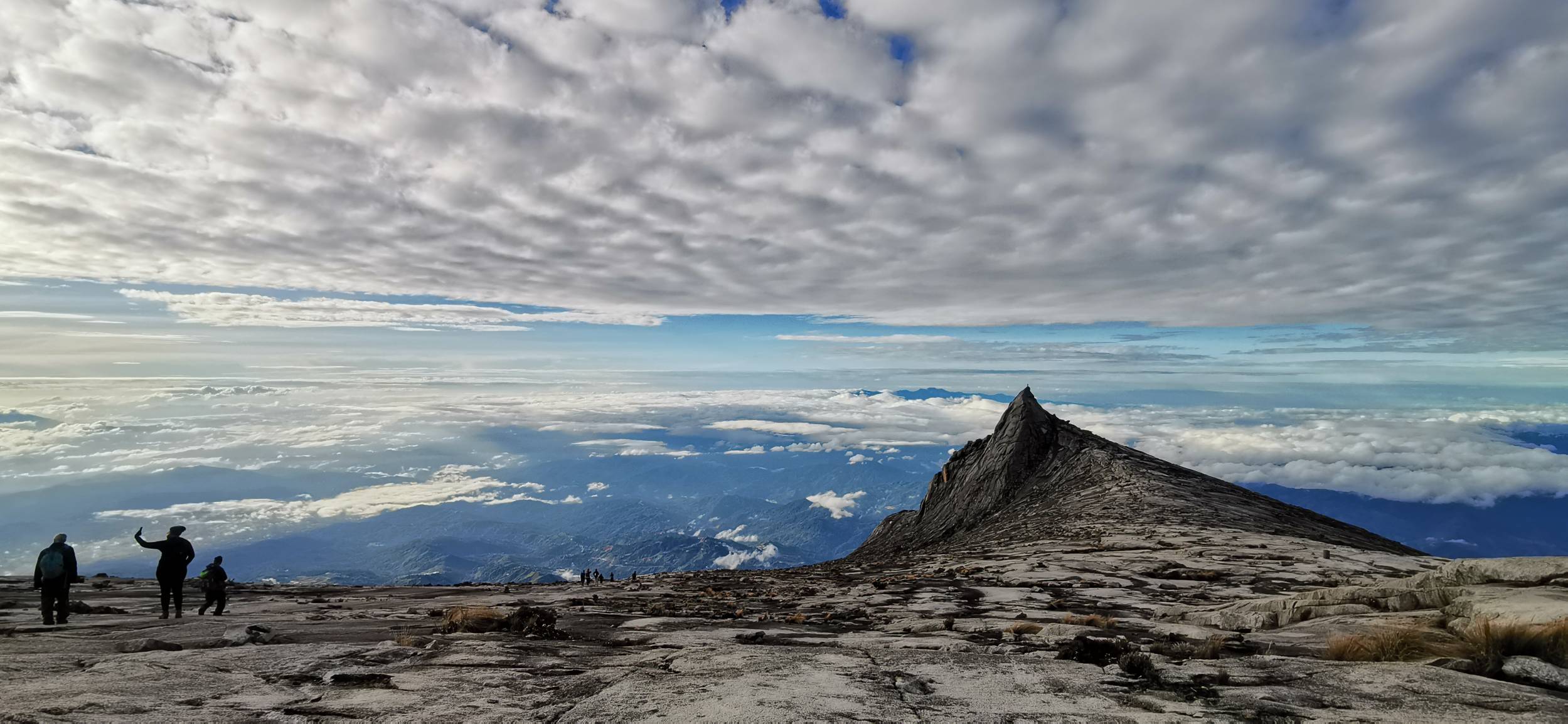 MY6001B  MOUNT KINABALU 4D3N TREKKING （Great Value)